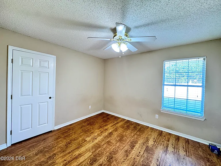 3 Biddle Pl — Photo 16