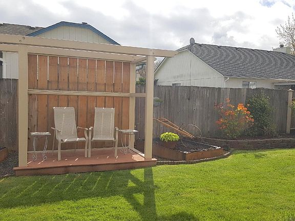 3rd image of 9511 NE 132nd Ave