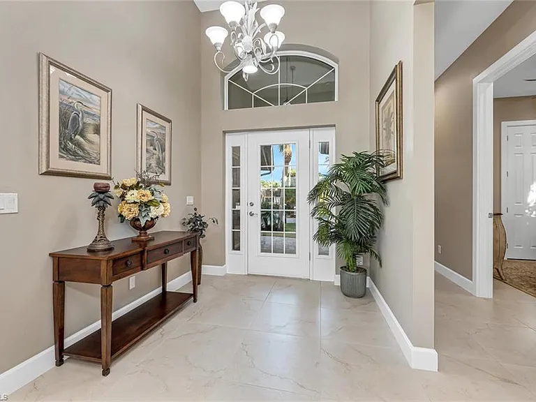 3254 Lakeview Dr — Photo 5