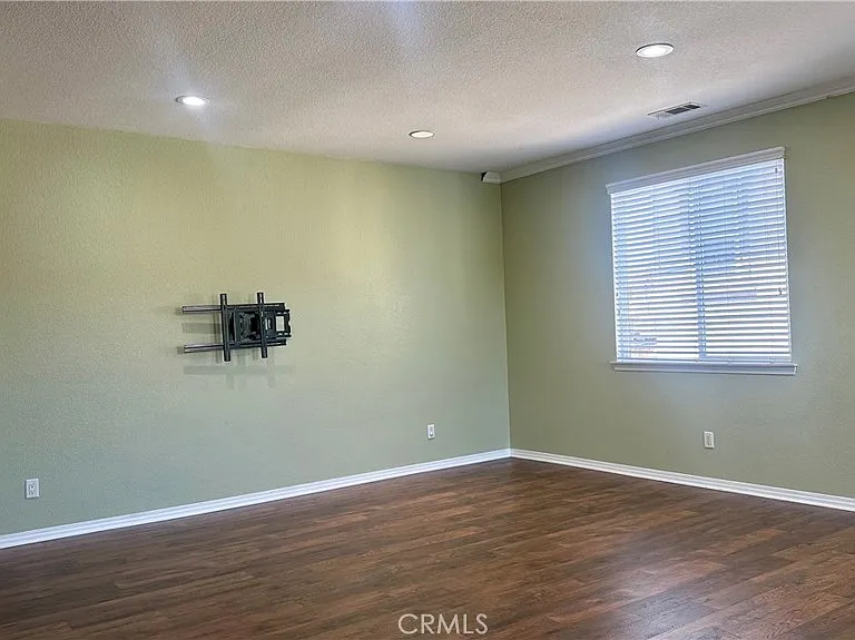 26259 Jaylene St — Photo 8