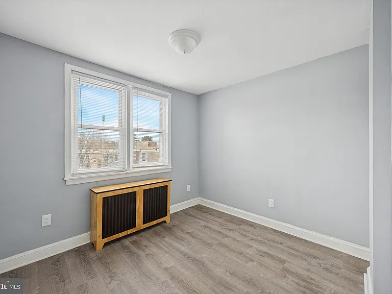 4928 W Thompson St #2 — Photo 13