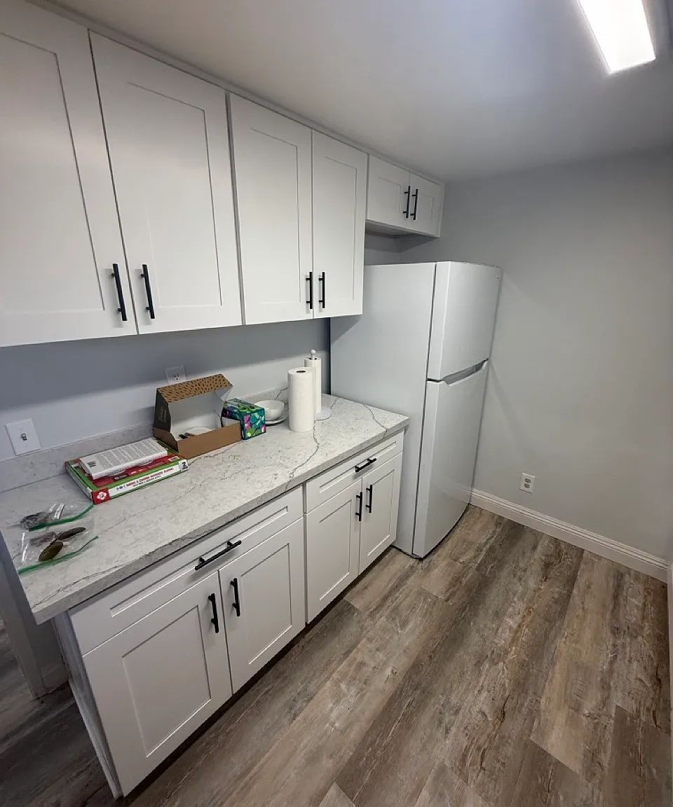 4225 Estrella Ave — Photo 3