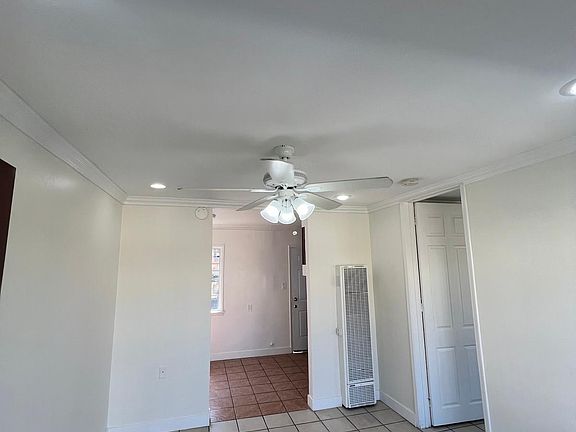 4th image of 428 N Poplar Ave #H