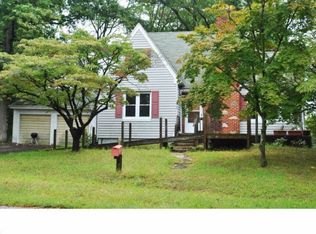 42 Higgins Ave, Clementon, NJ 08021