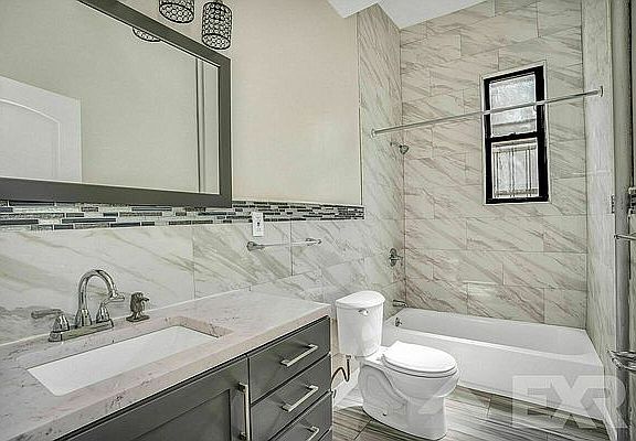 5th image of 853 Putnam Ave APT 2