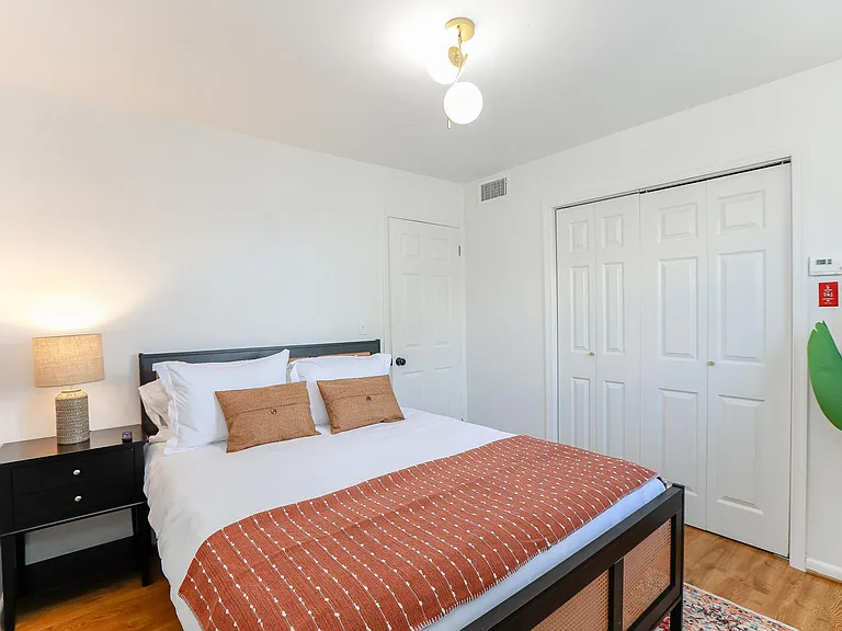 1280 W Ocean View Ave #1 — Photo 30