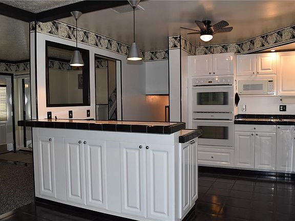 5th image of 11575 Lower Chelsea Dr