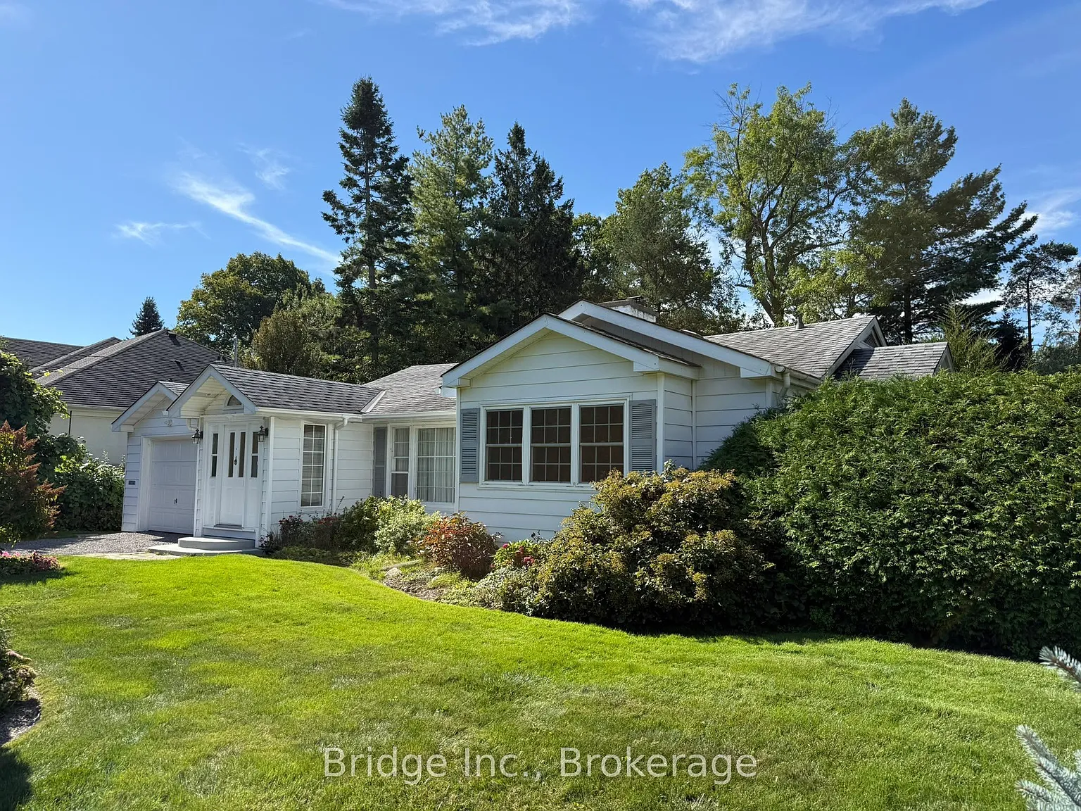 5 bed, $4,200 — Photo 2