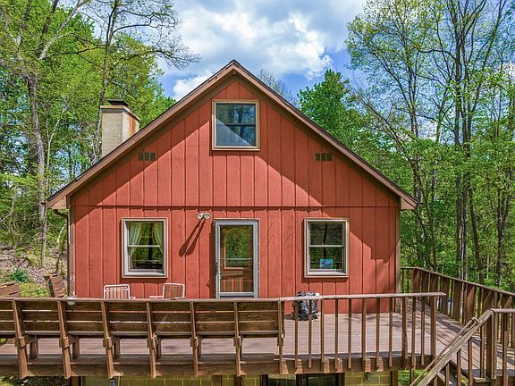 3rd image of 29838 Strawn Rd