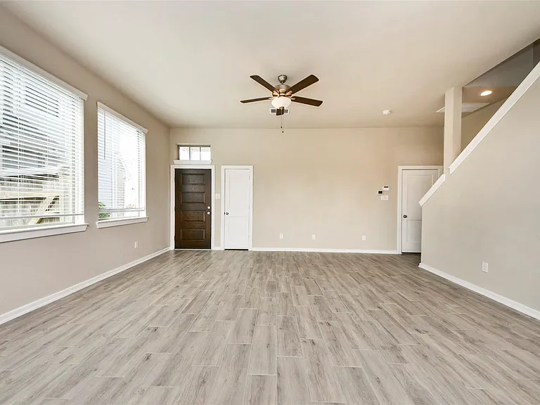 19623 San Angelo Park Dr — Photo 8