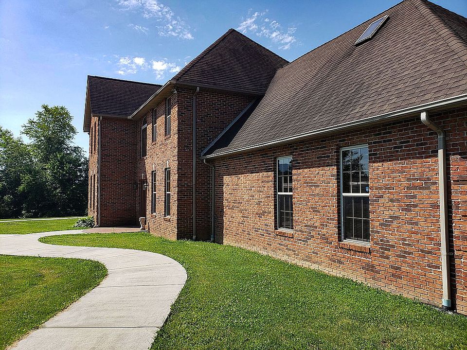1st image of 588 Shuler Dr