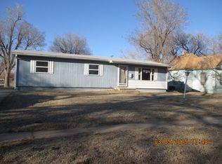 606 W 14th Ave, Hutchinson, KS 67501