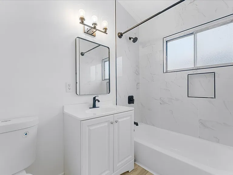 12244 Grevillea Ave #H — Photo 7