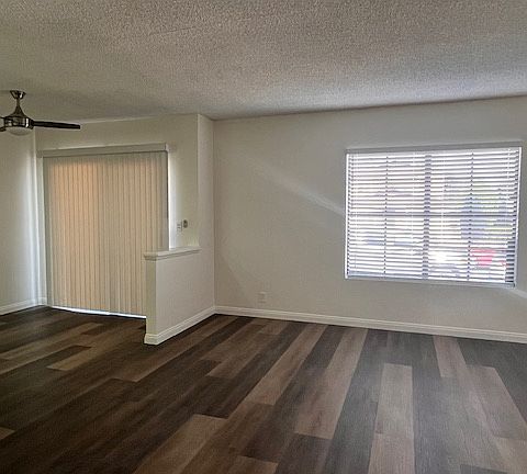 2nd image of 973 W 24th St #1