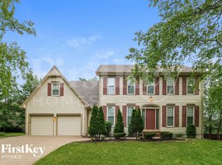 8533 N Overland Dr, Kansas City, MO 64154