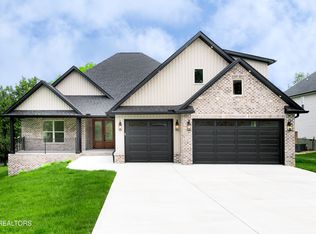269 Ootsima Way, Loudon, TN 37774