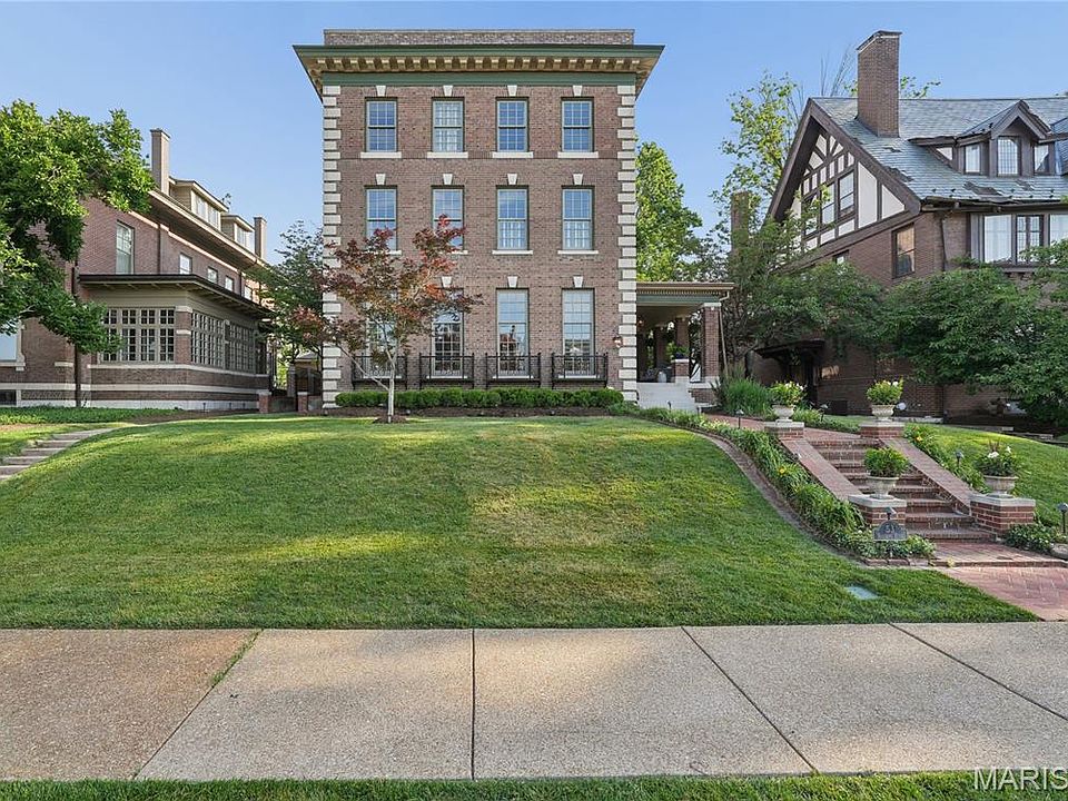 1st image of 53 Kingsbury Pl