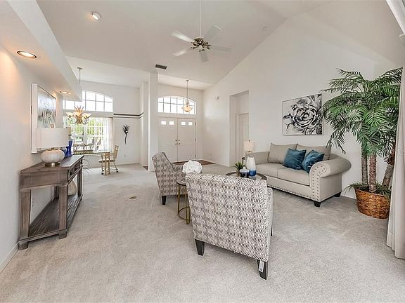 5th image of 4956 Stonecastle Dr