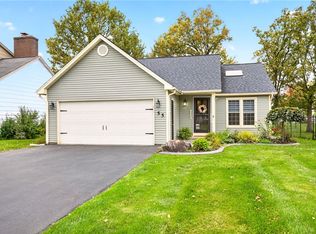 55 Olivia Cir, Rochester, NY 14626