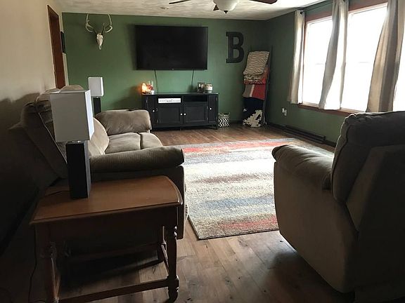 2nd image of 2720 Lutz Ave