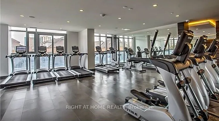 9471 Yonge St #1003 — Photo 3