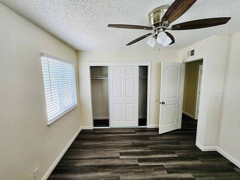 12091 Cherry St — Photo 18