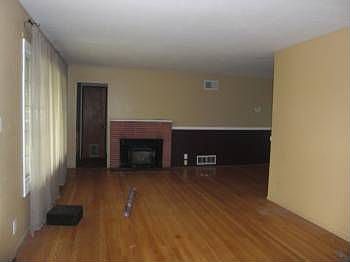 2nd image of 3305 Georgia St