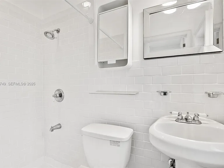 1808 Granada Blvd — Photo 27