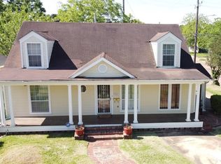 7202 Linden St, Houston, TX 77012