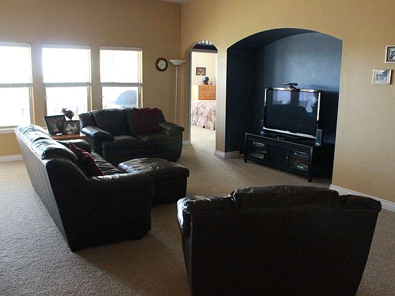5th image of 18301 Piedra Dr