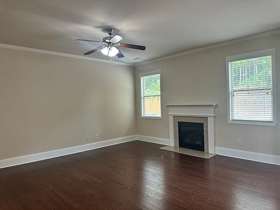 5th image of 1610 Apple Blossom Dr