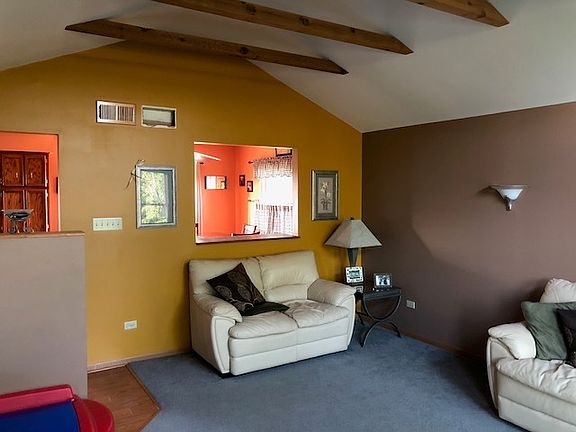3rd image of 6905 Great Falls Dr