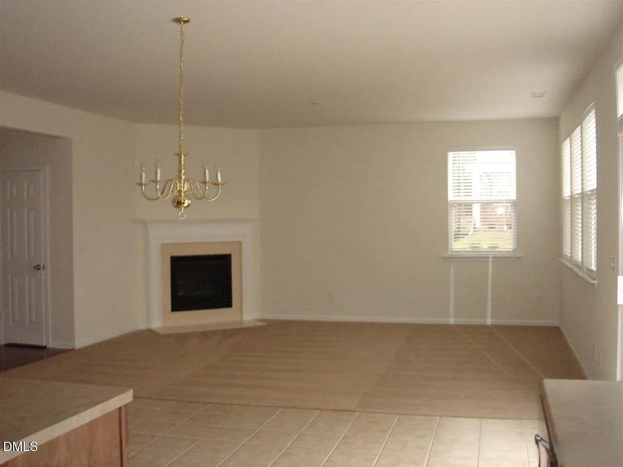4 bed, 3.0 bath, 3100 sqft, $2,900 — Photo 3