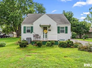 3348 S 2nd St, Southern View, IL 62703