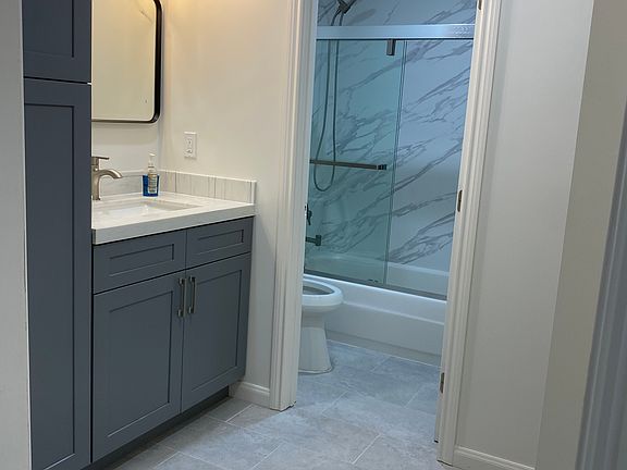 2nd image of 656 Belladonna Ct APT 1