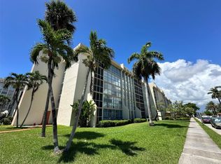 2000 Atlantic Shores Blvd APT 204, Hallandale, FL 33009