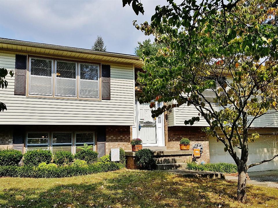 1st image of 3841 Plantation Dr