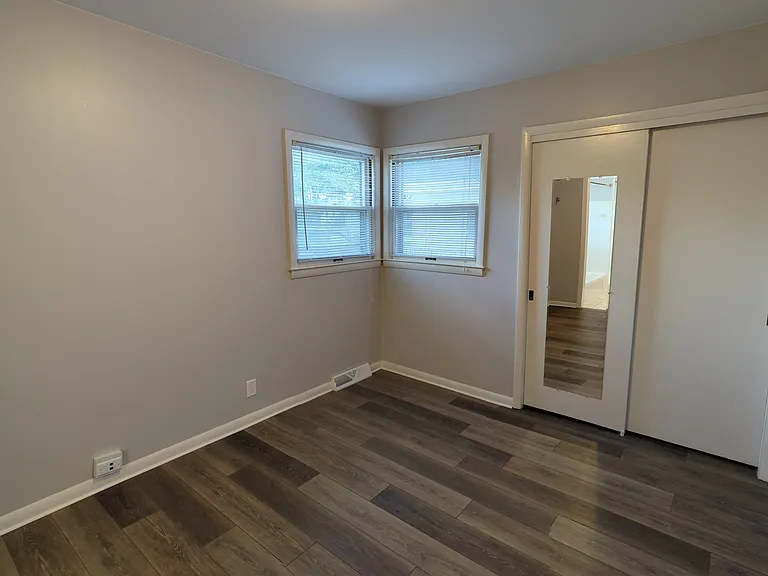 11827 W North Ave #2 — Photo 7