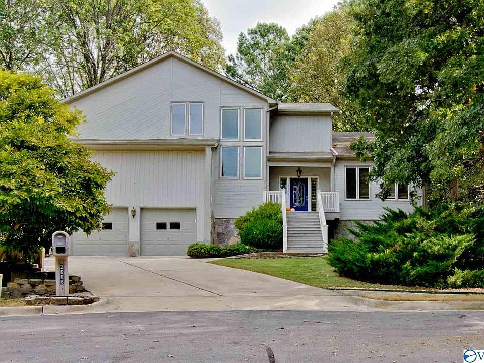 1st image of 2606 Marlin Dr SE