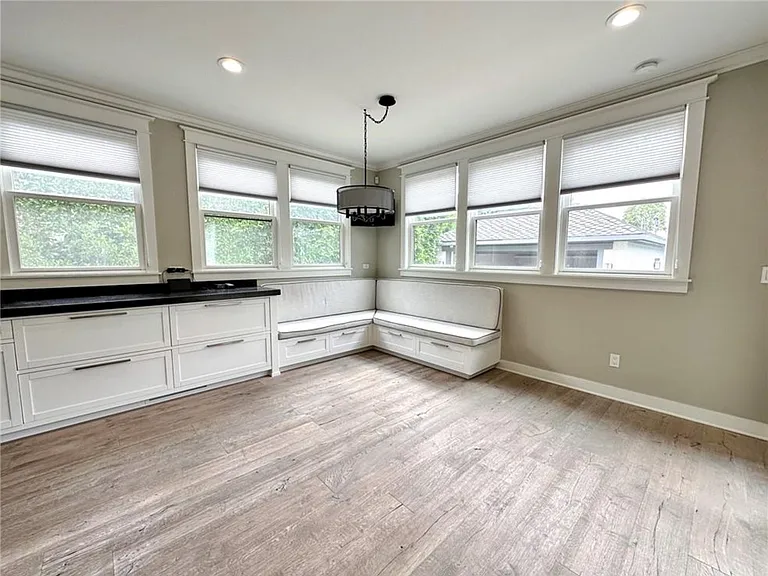 1616 N Ogden Dr — Photo 27