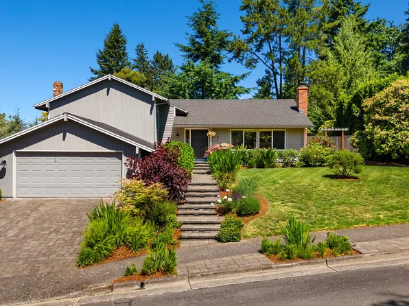 1437 Greentree Cir, Lake Oswego, OR 97034