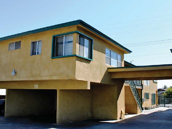 4th image of 1935 & 1939 Obama Blvd #4