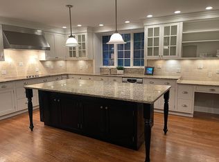 14 Kitchawan Dr, Chappaqua, NY 10514