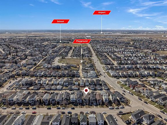 2nd image of 192 S Martin Crossing Cres NE