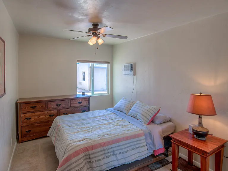 2625 E Prince Rd #B — Photo 3