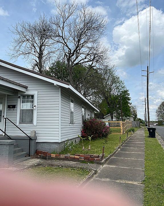 1st image of 2201 Chestnut St