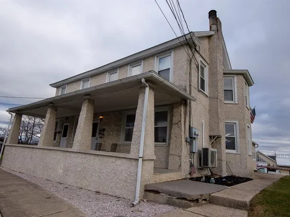 1109 Catasauqua Rd, Whitehall, PA 18052
