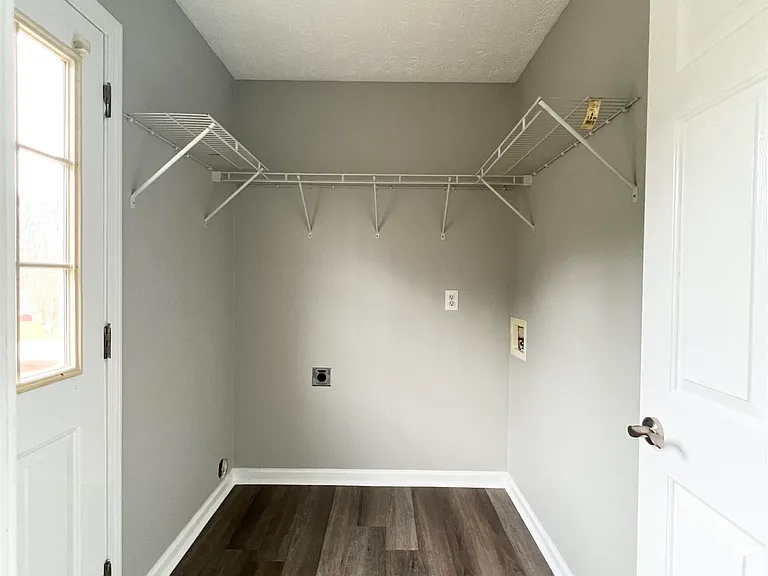 397 Pleasant Way — Photo 6