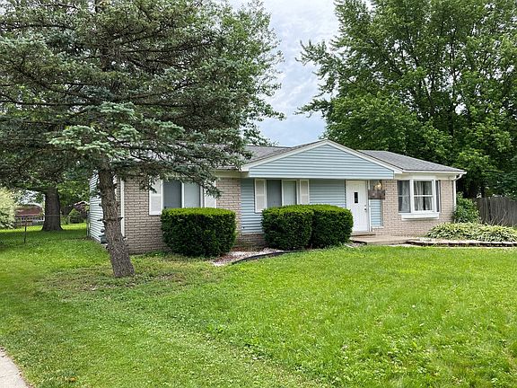 3rd image of 50504 Leeward Dr
