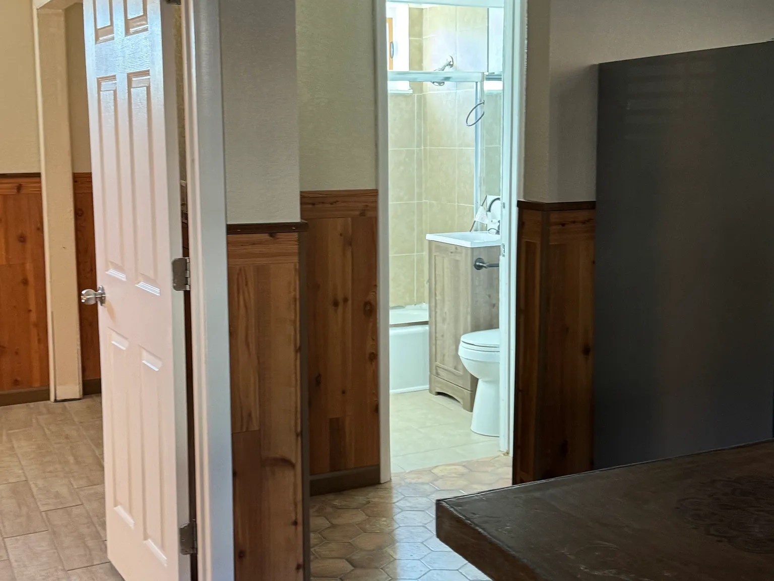 3 bed, 1130 sqft, $1,400 — Photo 4